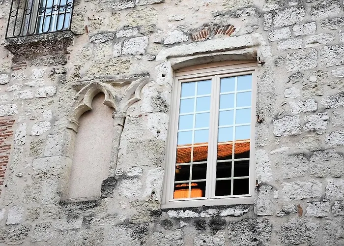 Maison De Caractere Dans La Bastide Foyenne