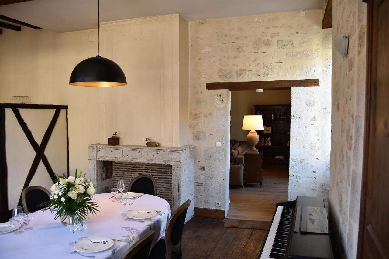 Villa Maison De Caractere Dans La Bastide Foyenne